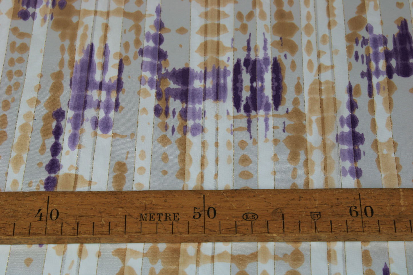 Tissu mousseline - imprimé tacheté- ton violet et mordoré - photo 5/5 | So Tissus
