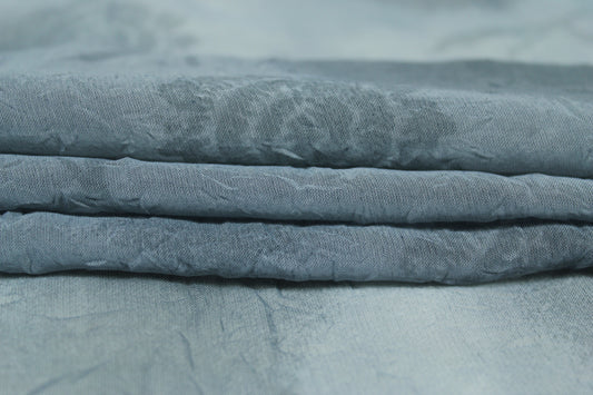 Tissu crêpon - imprimé fleurs vintages - ton gris perle - photo 2/5 | So Tissus
