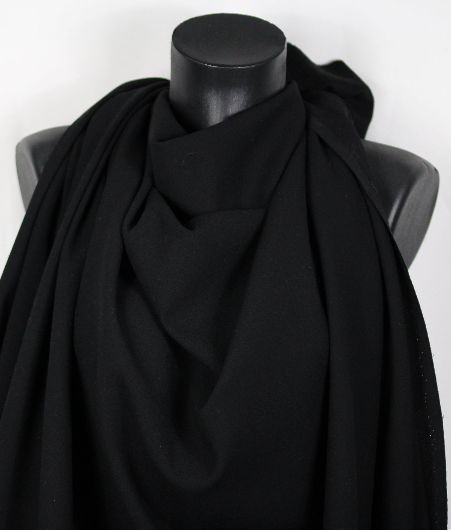 Tissu crêpe de laine japonais - noir - photo 4/4 | So Tissus