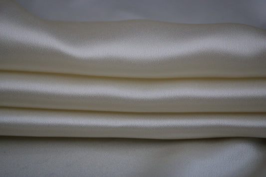 Tissu satin de soie - écru - photo 2/4 | So Tissus