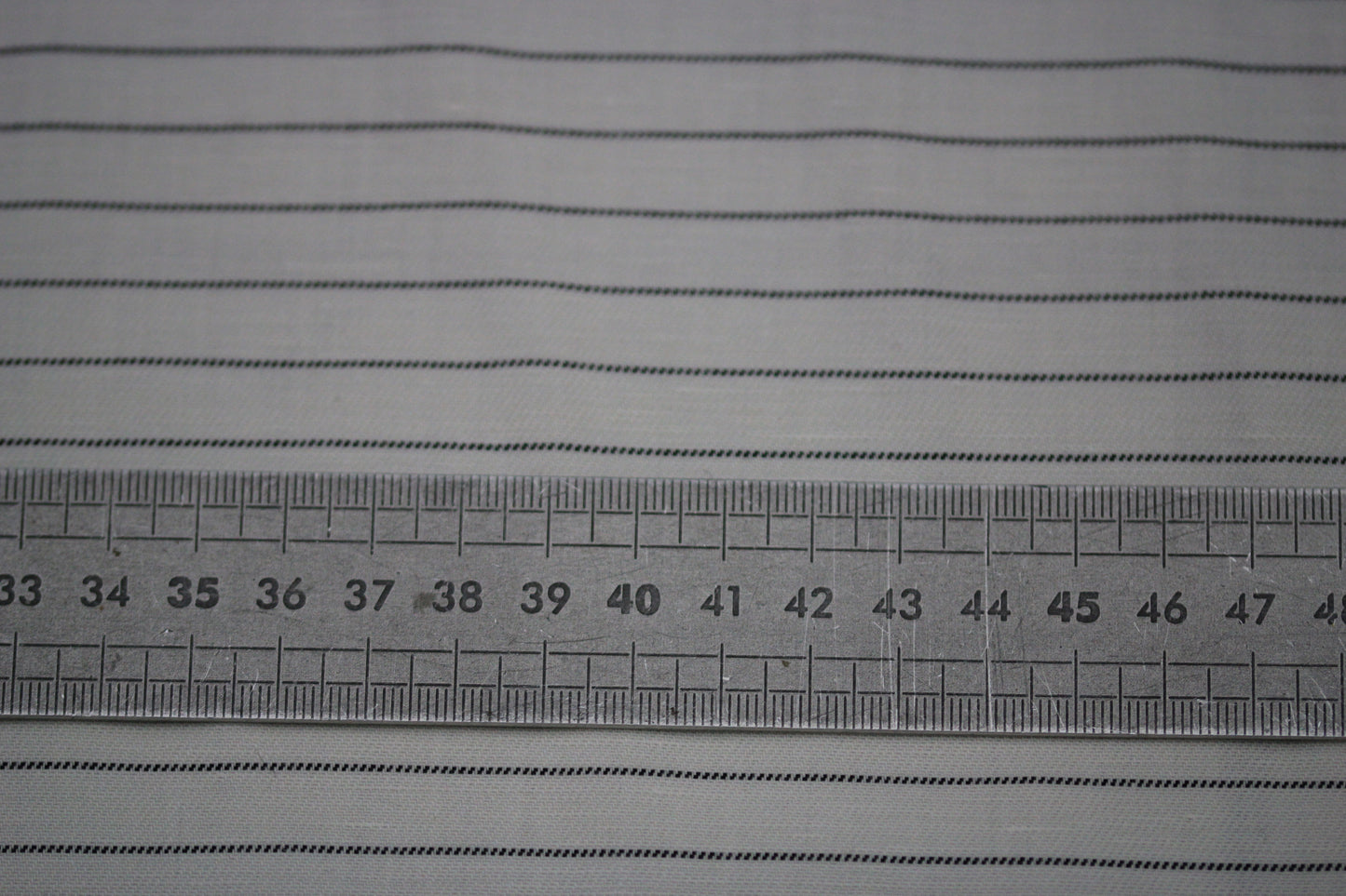 Tissu twill coton et lin -à rayures large - blanc et noir - photo 5/5 | So Tissus