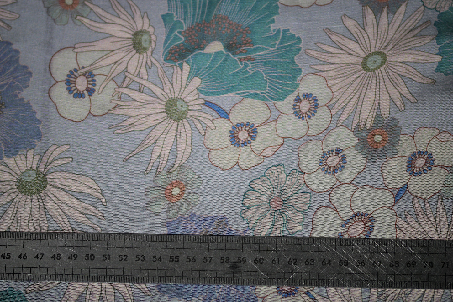 Tissu lin viscose - imprimé fleuri - ton bleu pastel
