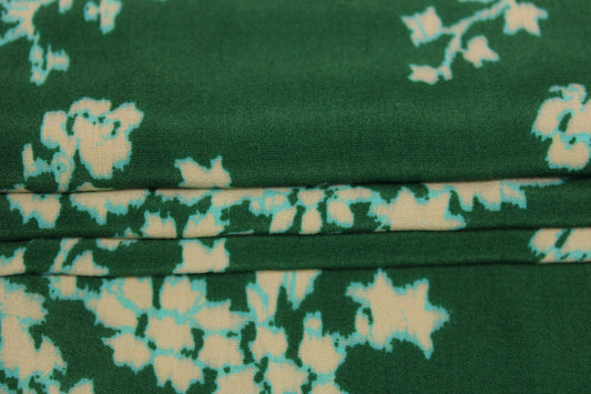 Tissu crêpe viscose - imprimé fleur abstraite - vert et blanc - photo 2/5 | So Tissus
