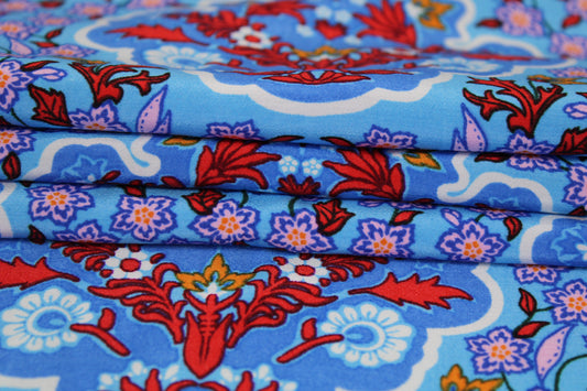 Tissu crêpe viscose - imprimé fleuri - ton bleu - photo 2/5 | So Tissus