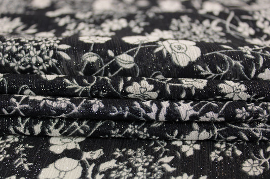 Tissu mousseline - imprimé fleuri - noir, blanc et lurex - photo 2/5 | So Tissus