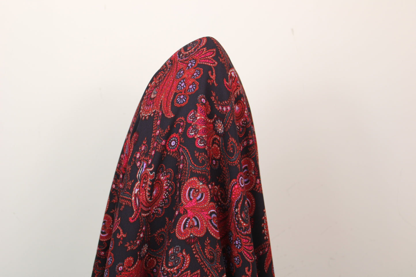 Tissu crêpe - imprimé cachemire - photo 4/4 | So Tissus