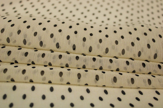 Tissu crêpon georgette - à pois - écru et noir - photo 2/6 | So Tissus