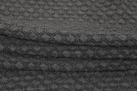 Tissu maille style tricot - motif losange - gris - photo 2/5 | So Tissus