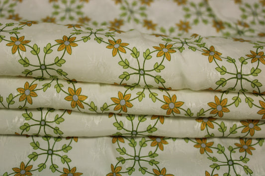 Tissu viscose - imprimé fleuri - jaune et vert - photo 2/5 | So Tissus