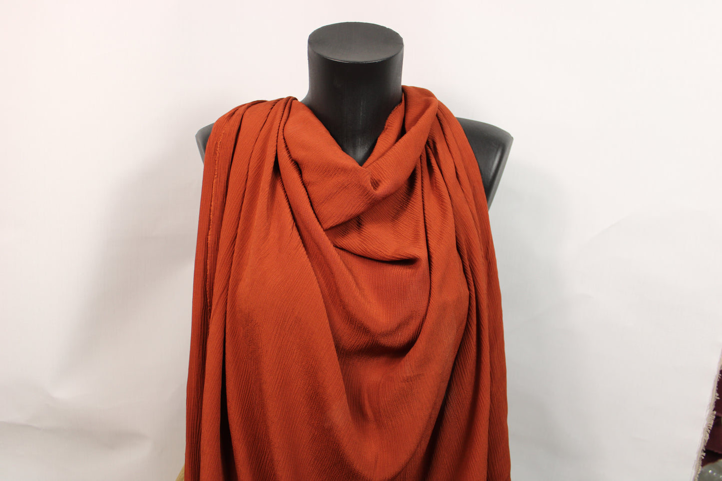 Tissu crêpon - terracotta - photo 4/4 | So Tissus