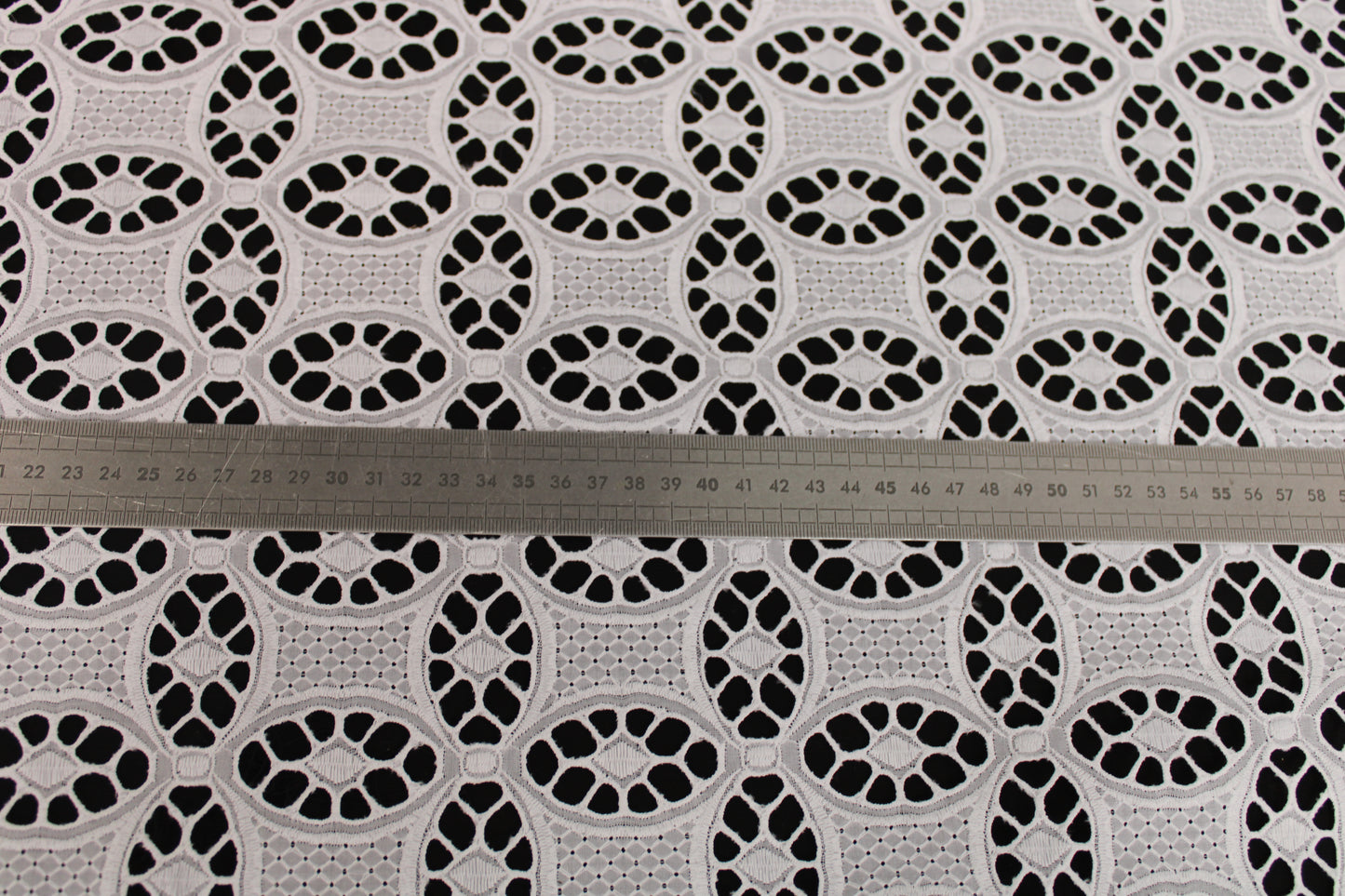 Stoff broderie anglaise - weiß