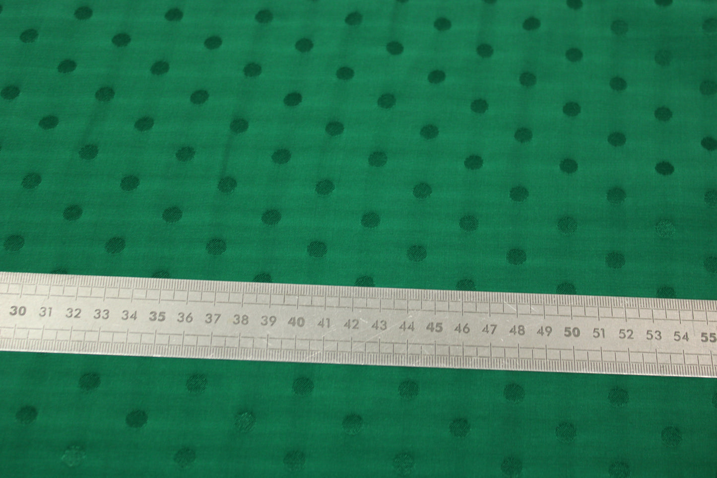 Tissu crêpe viscose - à pois - vert prairie - photo 5/5 | So Tissus
