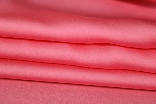 Tissu satin de viscose - rose - photo 2/4 | So Tissus
