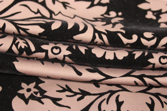Tissu maille floqué - motif baroque - noir et taupe - photo 2/5 | So Tissus
