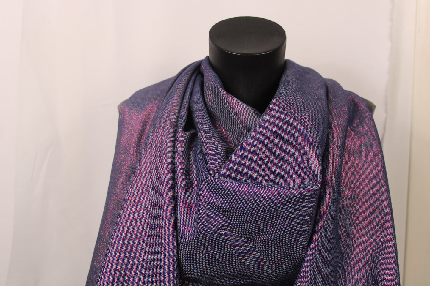 Tissu denim irisé - ton rose - photo 4/4 | So Tissus