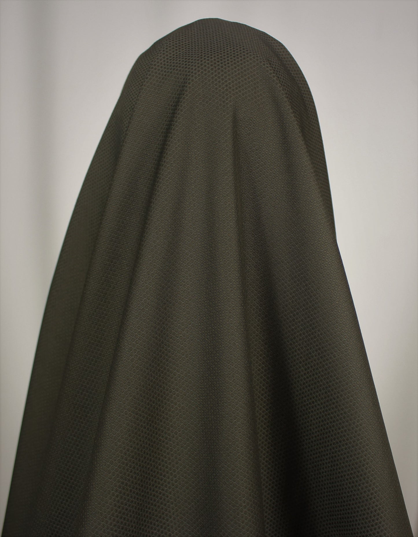 So Tissus - Tissu toile polyamide - gris brun | Bennytex | Mondial Tissus | Cousette | Tissus de rêve | Tissus.net
