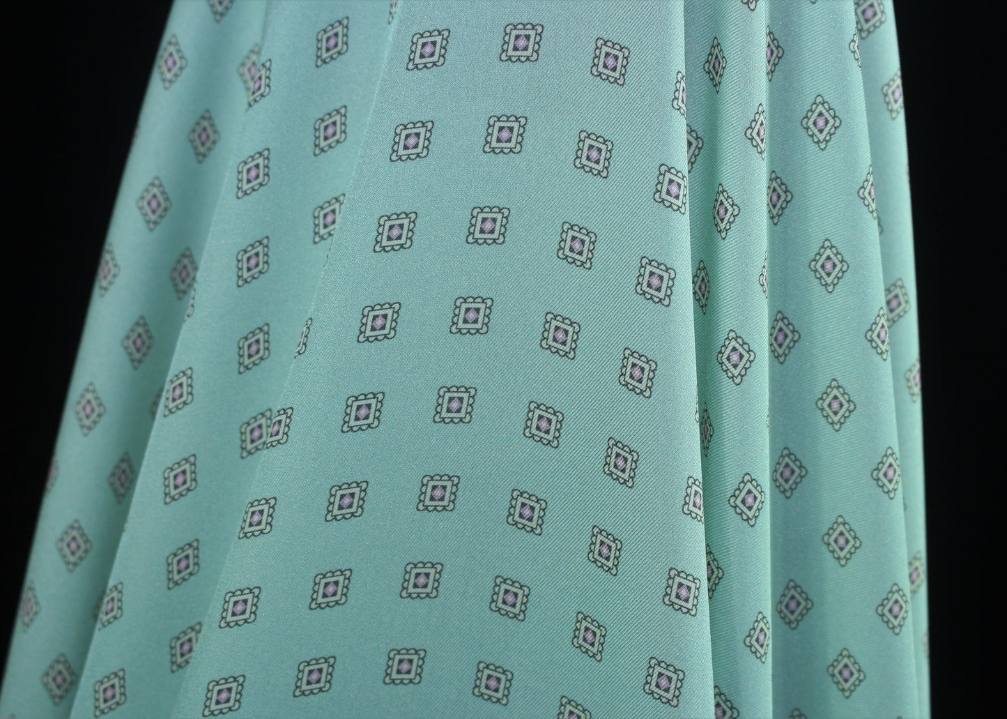 Tissu twill polyester imprimé petit carré - vert d'eau - photo 4/4 | So Tissus