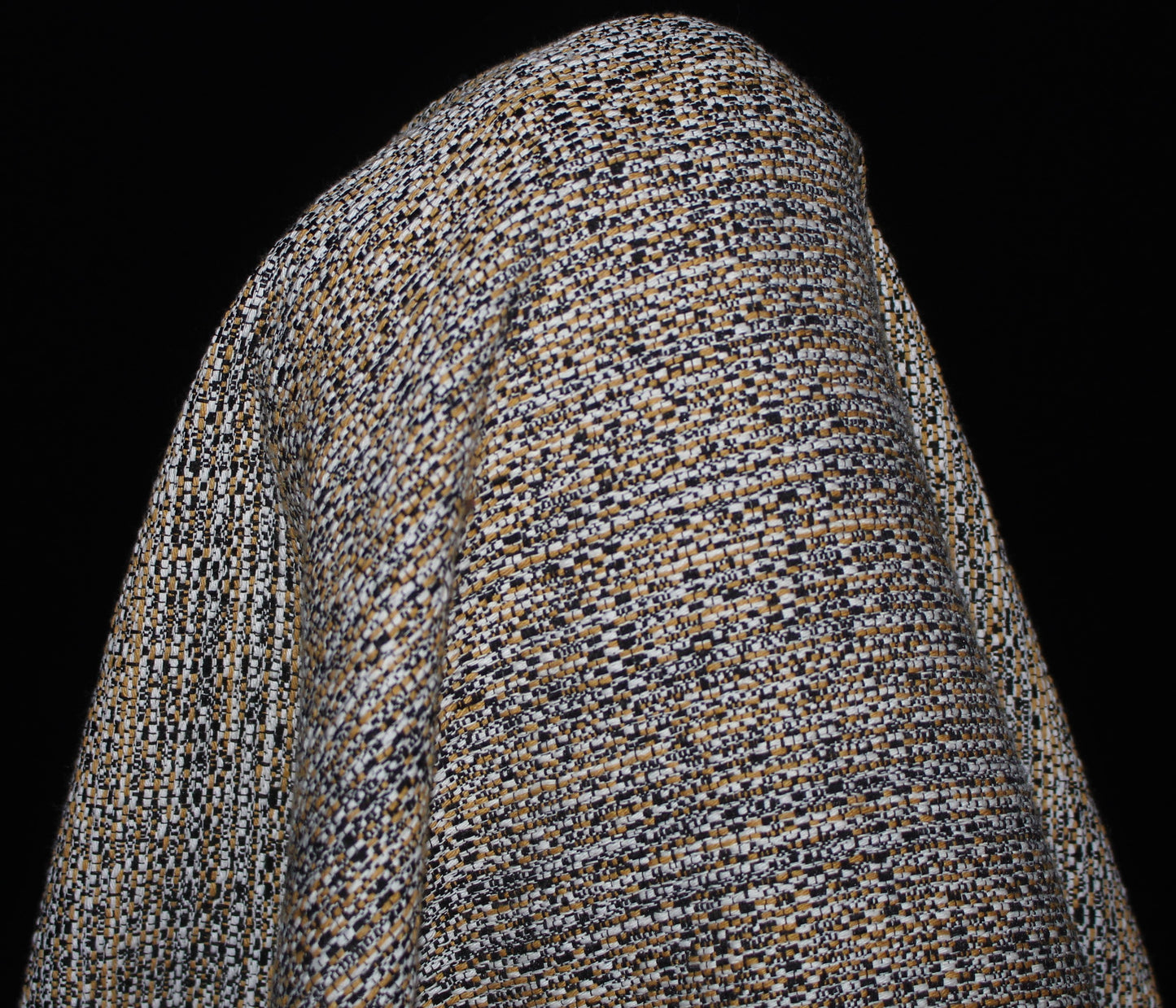 Tissu tweed chiné - noir, blanc et beige - photo 4/4 | So Tissus