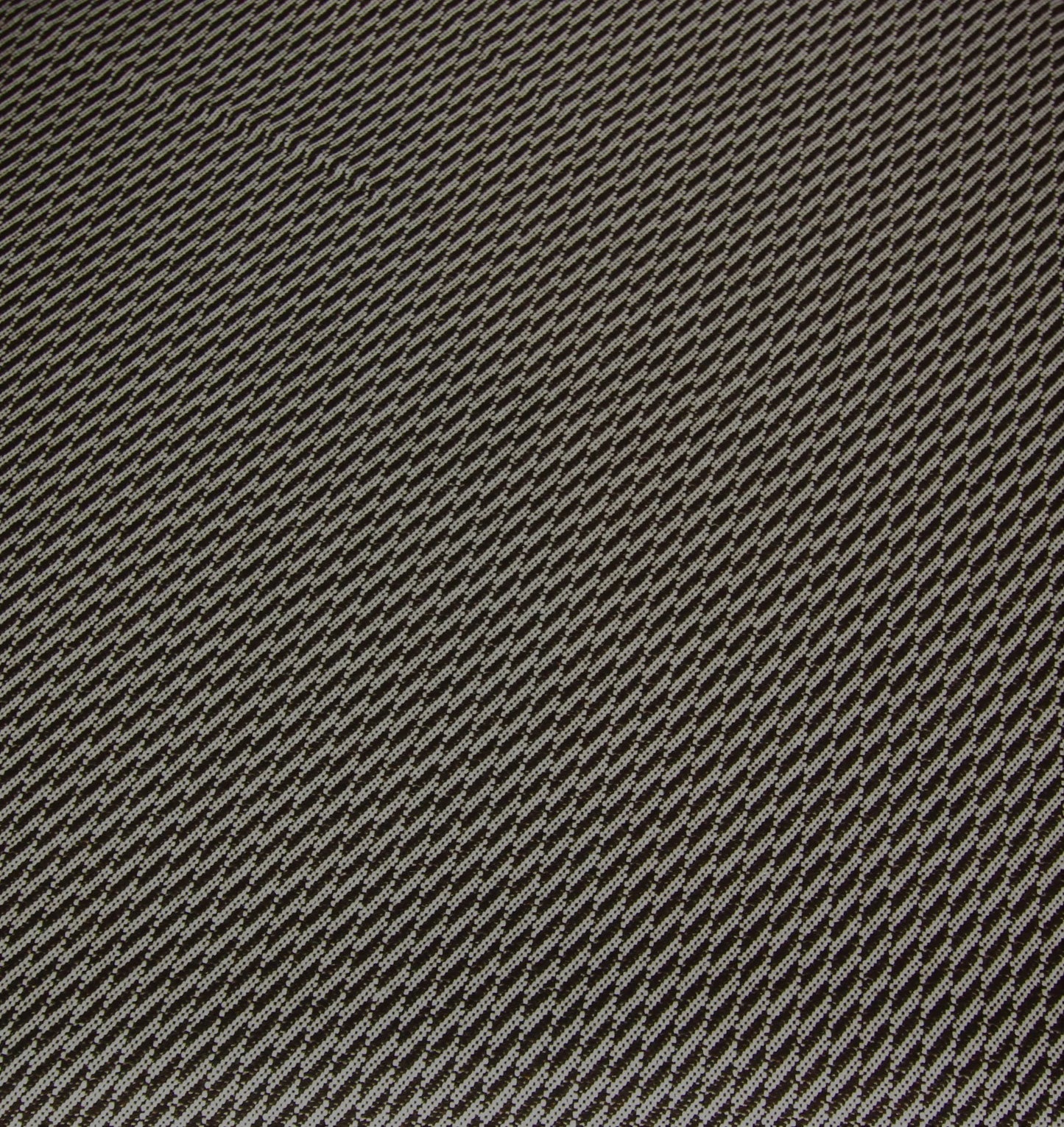Tissus haute couture. Tissus au mètre pas cher. Tissus pas cher. Acheter tissus au mètre. Tissus français. Tissus de grandes maisons. Tissus haut de gamme. Tissus pour collection. Tissus pour createur. Jeune createur. Laine. Soie. Coton. Lin.