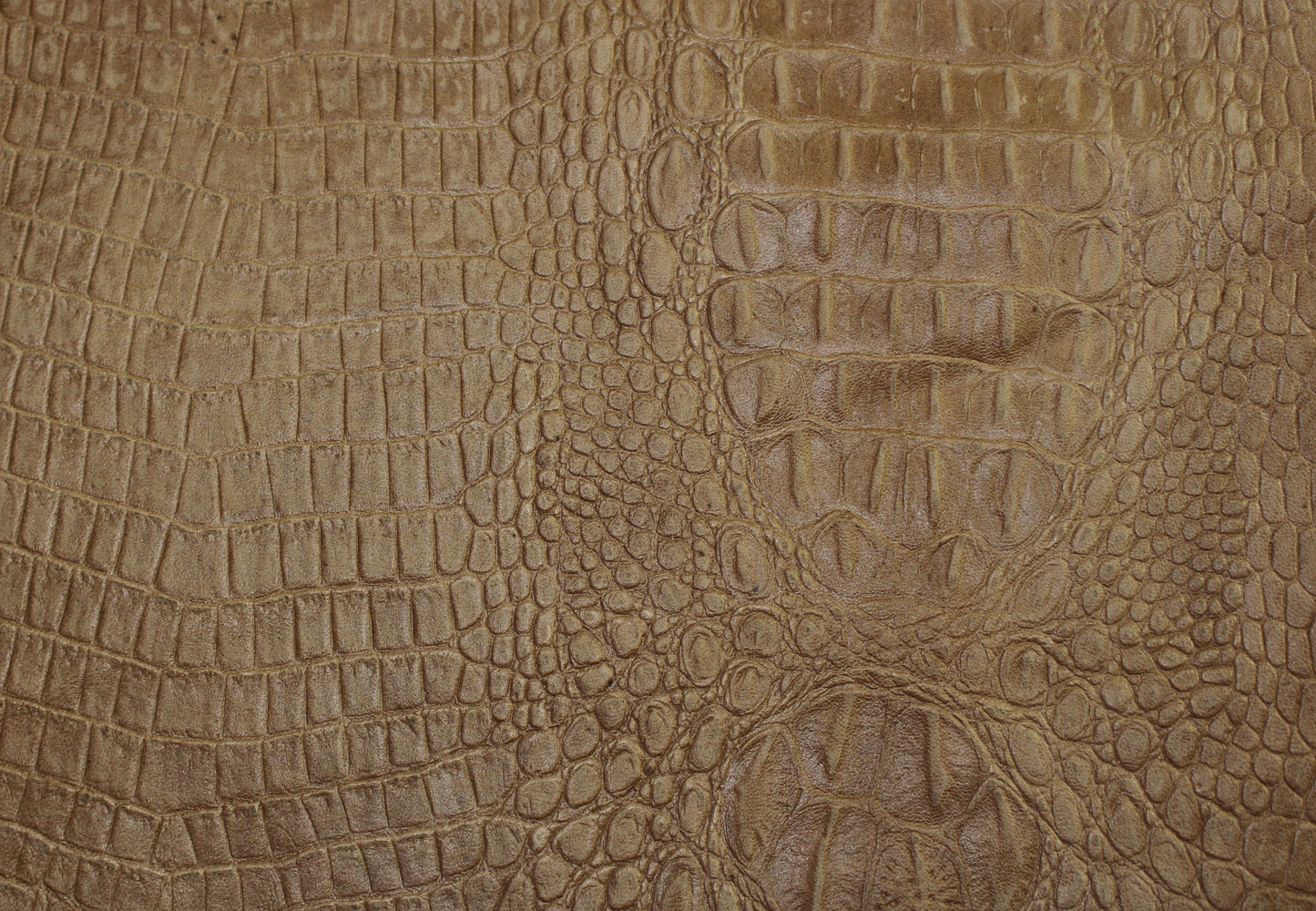 Tissus haute couture. Tissus au mètre pas cher. Tissus pas cher. Acheter tissus au mètre. Tissus français. Tissus de grandes maisons. Tissus haut de gamme. Tissus pour collection. Tissus pour createur. Jeune createur. Laine. Soie. Coton. Lin.