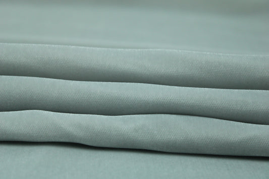 Tissu velours lisse - gris perle - photo 2/3 | So Tissus