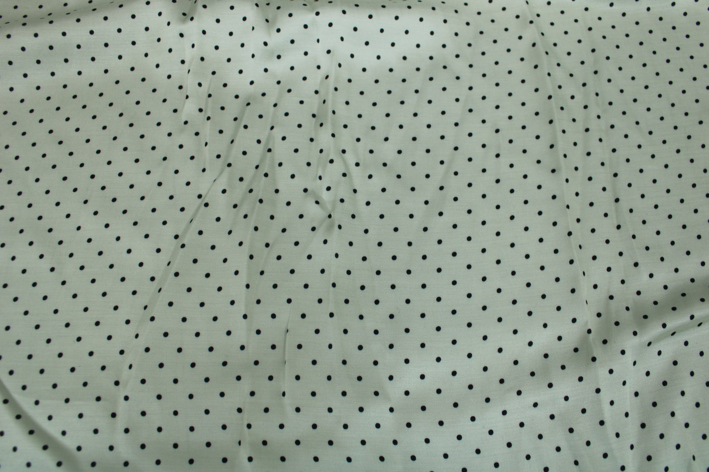 Tissu satin de viscose - à pois - écru et noir - photo 5/5 | So Tissus