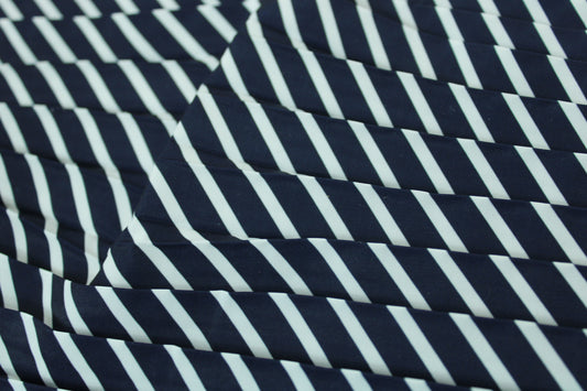 Tissu plissé - à rayures - bleu marine et blanc - photo 2/4 | So Tissus