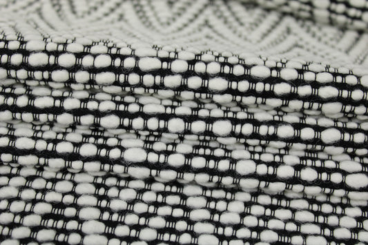 Tissu tweed de laine - motif chevron - blanc et noir - photo 2/5 | So Tissus