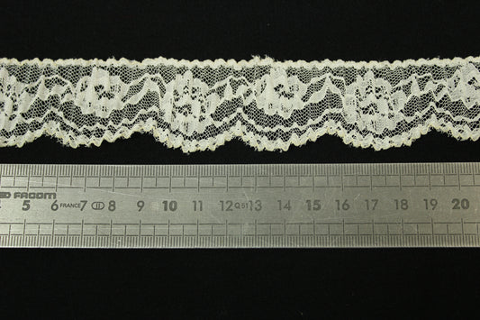 Galon - dentelle plissé - écru - photo 2/3 | So Tissus