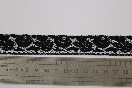 Galon - dentelle noir - photo 2/3 | So Tissus