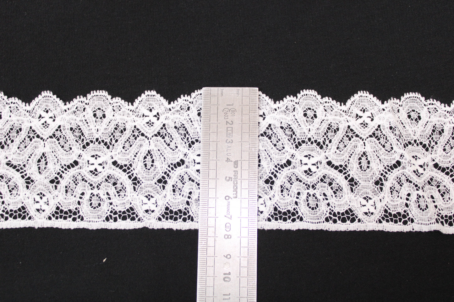Galon - dentelle blanche - fleuri - photo 3/3 | So Tissus