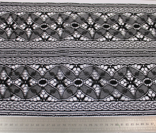 Galon - dentelle noire - fleuri - photo 2/3 | So Tissus
