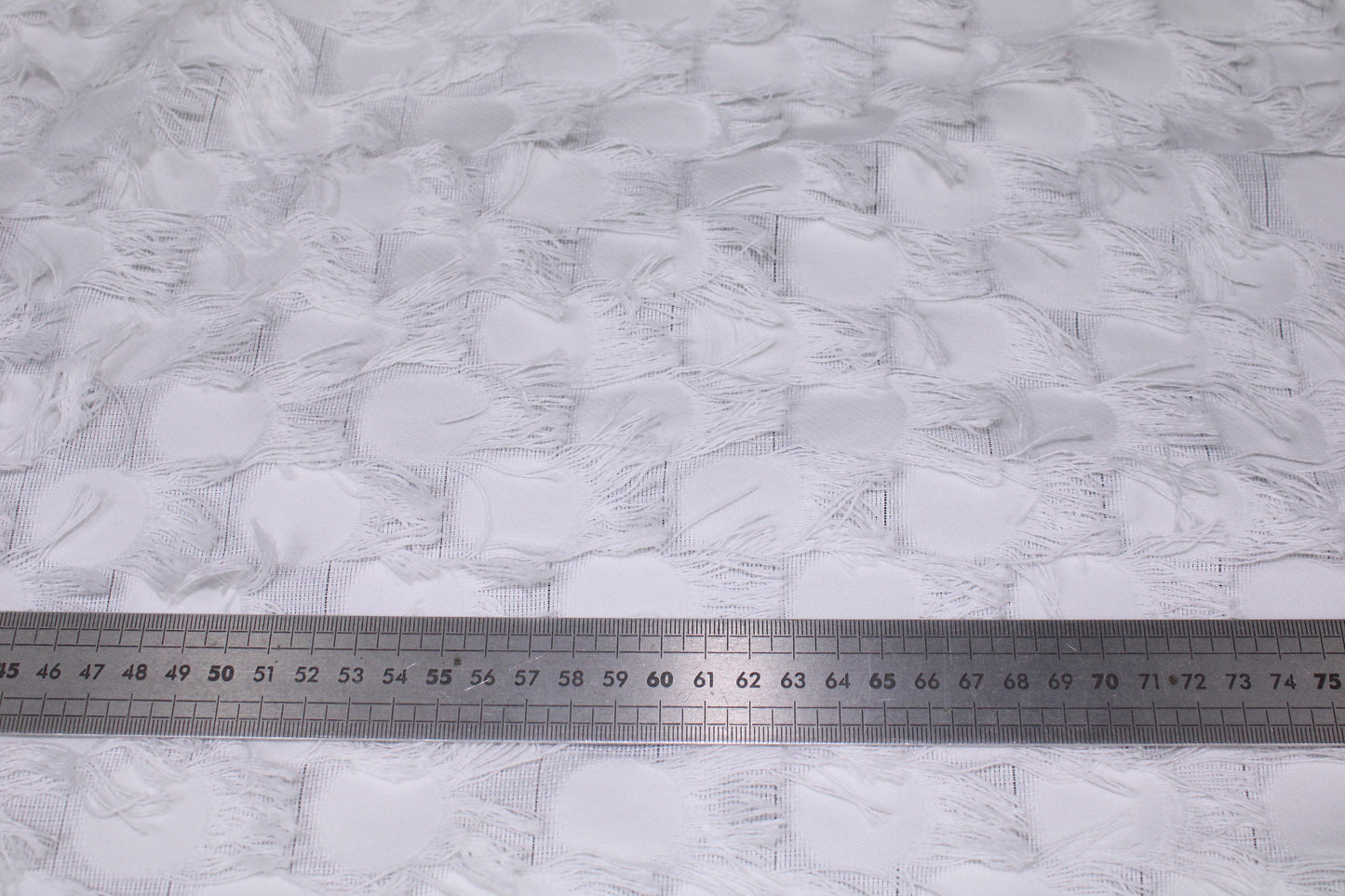 Tissu coton frangé - motif circulaire - blanc - photo 5/5 | So Tissus
