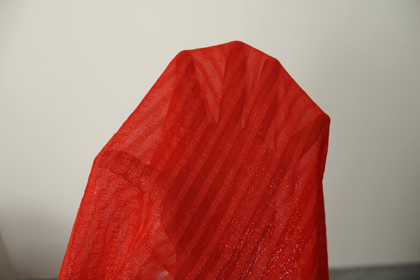 Tissu mousseline de soie et lurex - à rayures ton orange - photo 4/4 | So Tissus