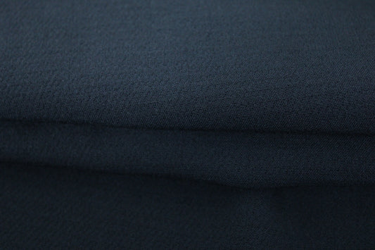 Tissu double crêpe - bleu marine - photo 2/3 | So Tissus