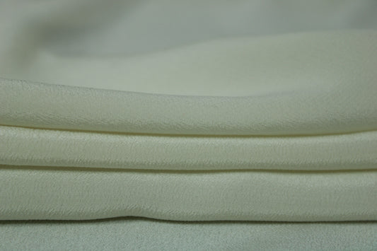 Tissu crêpe de soie lavé - écru - photo 2/3 | So Tissus