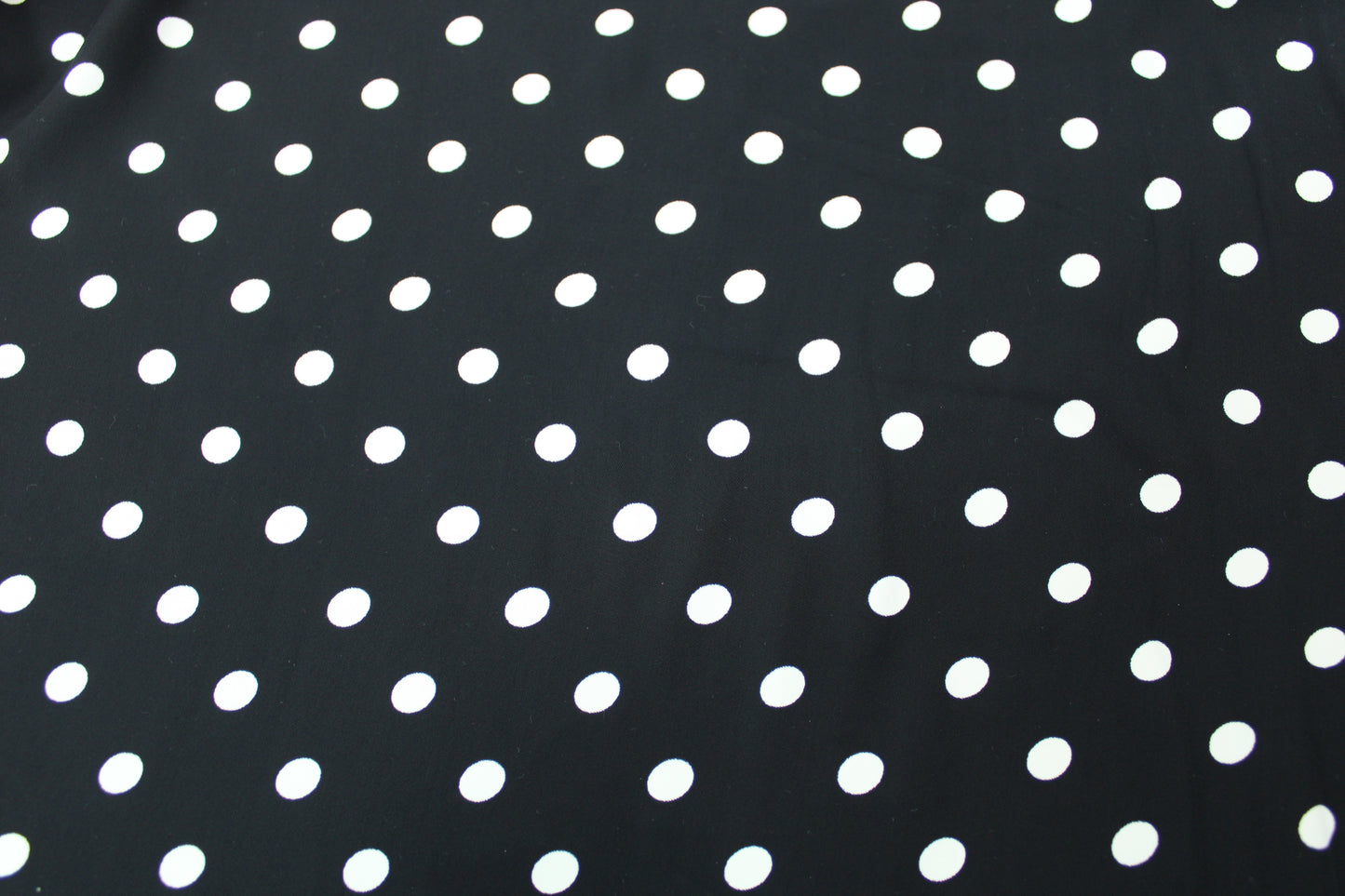 Tissu crêpe - imprimé à pois - noir et blanc - photo 5/5 | So Tissus