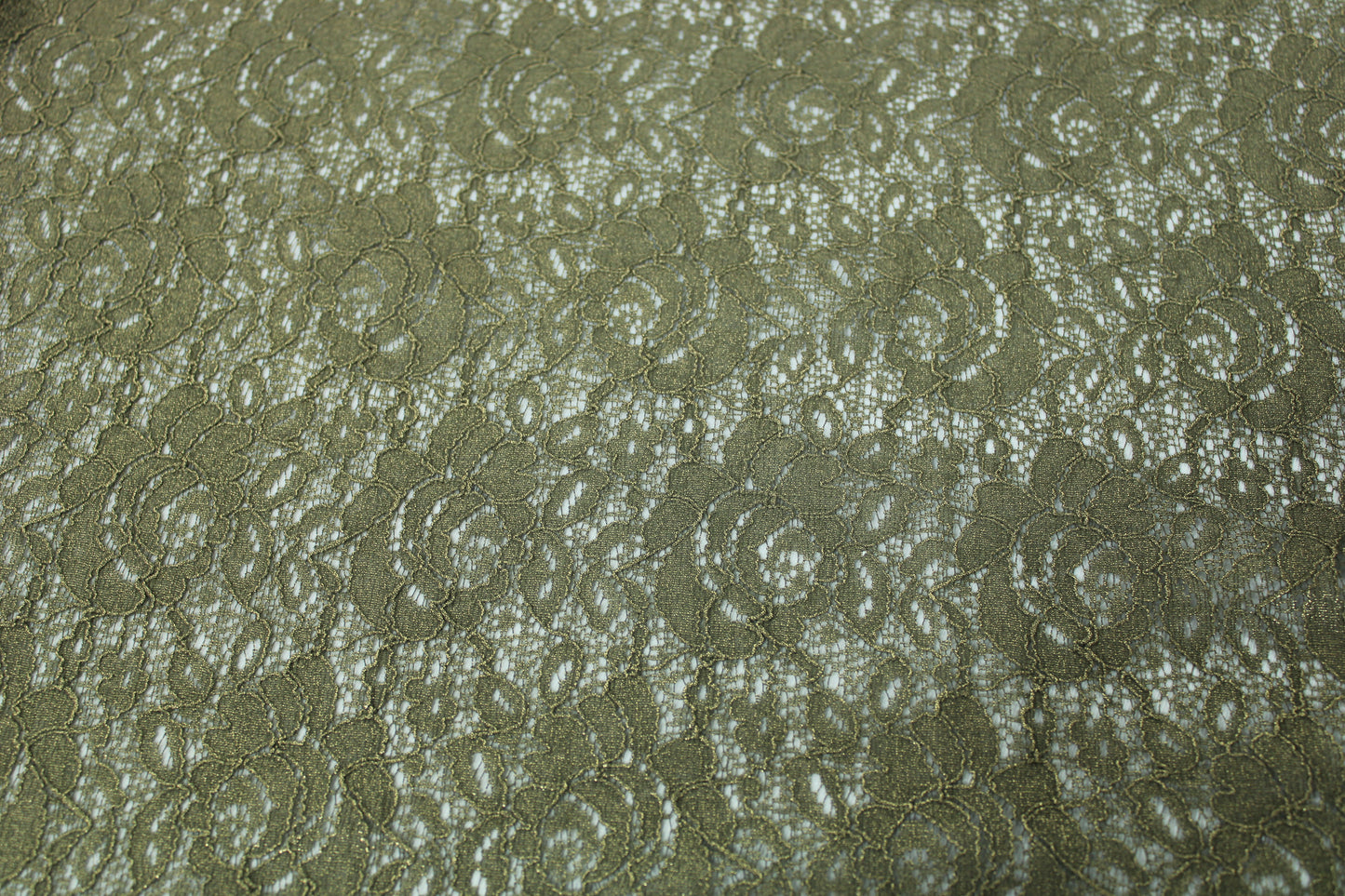 Tissu dentelle fleuri - kaki et doré - photo 5/5 | So Tissus