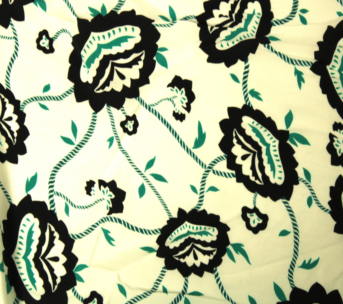 Coupon de 1 mètres - crêpe de chine 100% viscose - imprimé fleurs abstraites - photo 4/4 | So Tissus