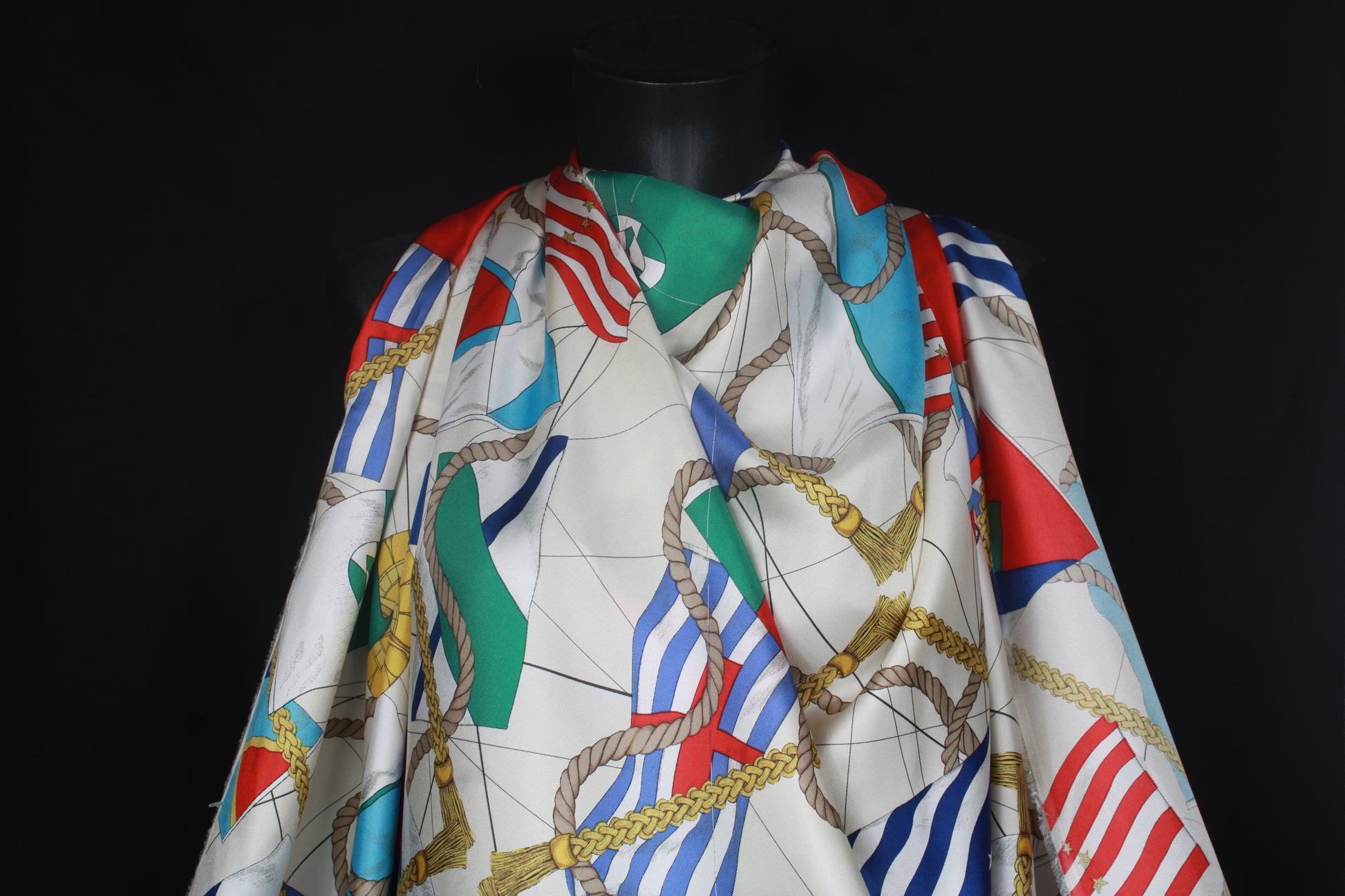 Tissu twill de soie - imprimé drapeaux - multicolore - photo 3/4 | So Tissus