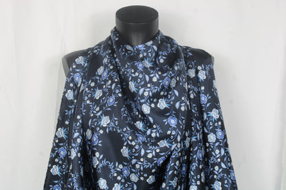 Tissu twill de soie - imprimé fleuri - ton bleu marine - photo 3/5 | So Tissus