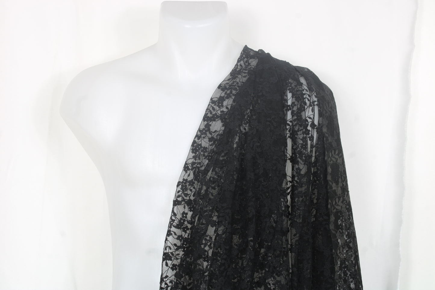 Tissu dentelle - motif fleuri - noir - photo 2/4 | So Tissus