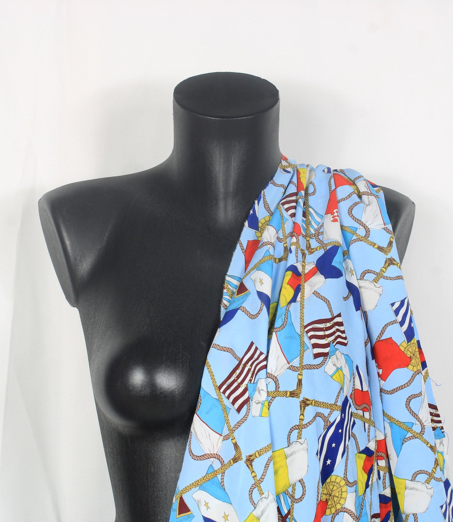 Tissu viscose - imprimé drapeau - multicolore - photo 5/5 | So Tissus