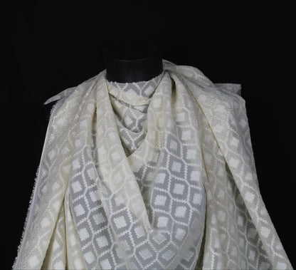 Tissu dévoré - motif losange - écru et doré - photo 4/5 | So Tissus