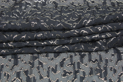 Tissu dévoré - motif tacheté - noir et doré - photo 2/5 | So Tissus