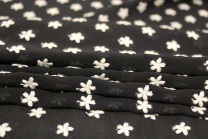 Tissu mousseline brodé - petites fleurs - noir - photo 2/5 | So Tissus