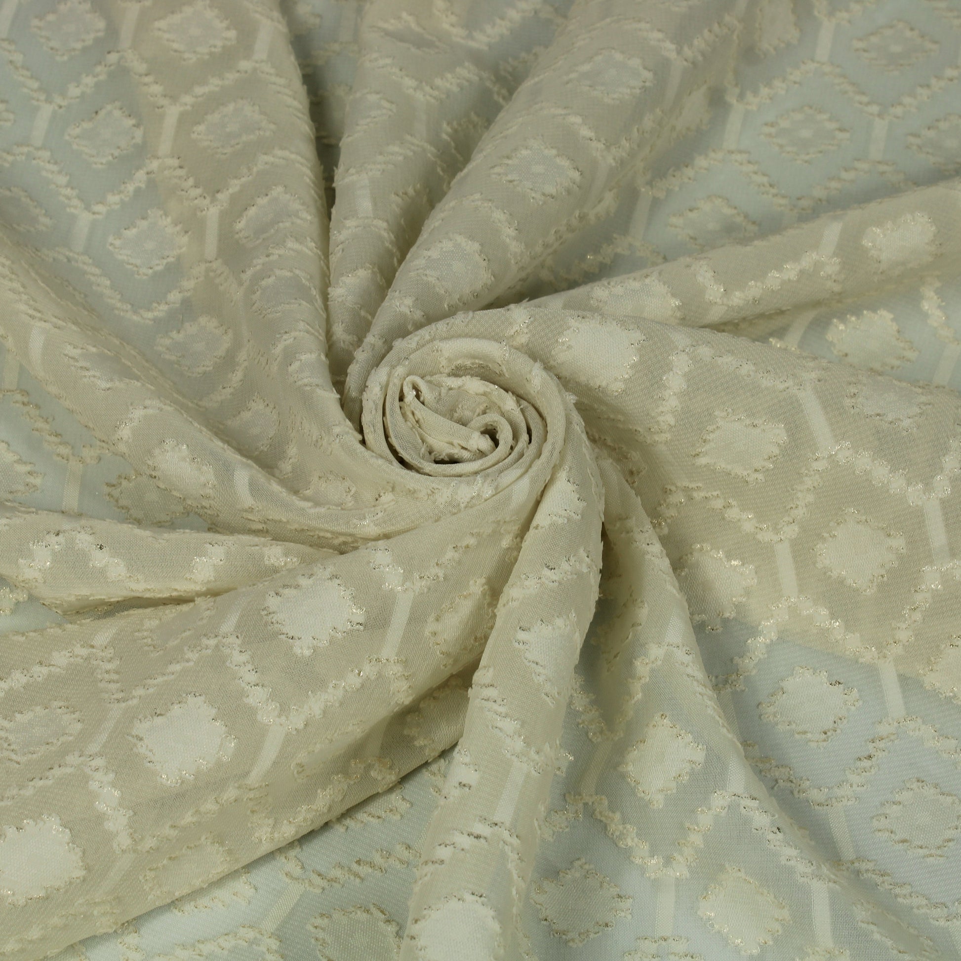 Tissu dévoré - motif losange - écru et doré - photo 1/5 | So Tissus
