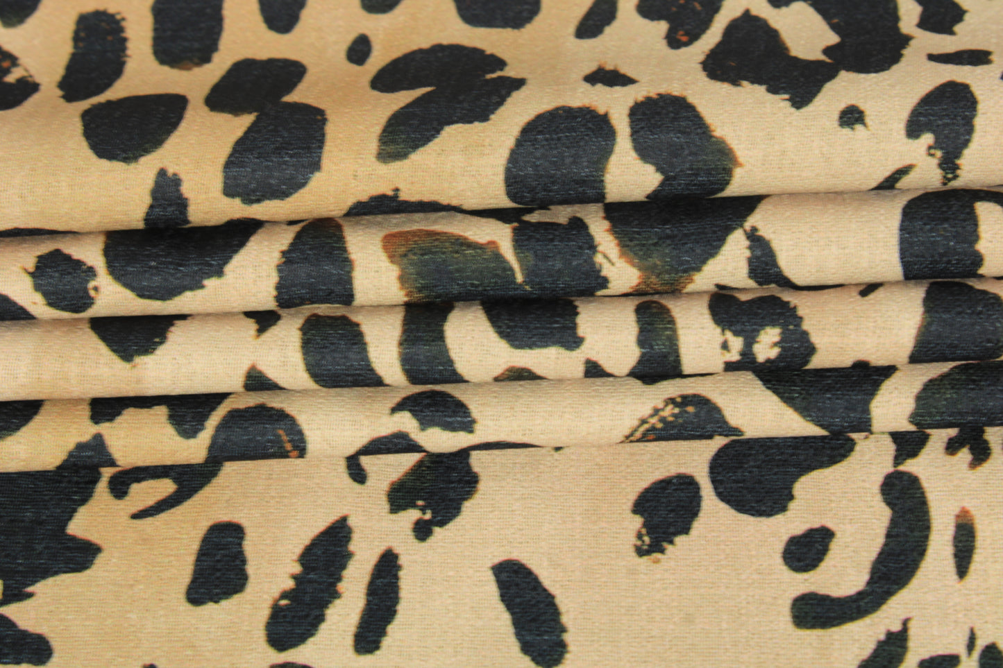 Tissu crêpe - imprimé tacheté léopard - photo 4/5 | So Tissus