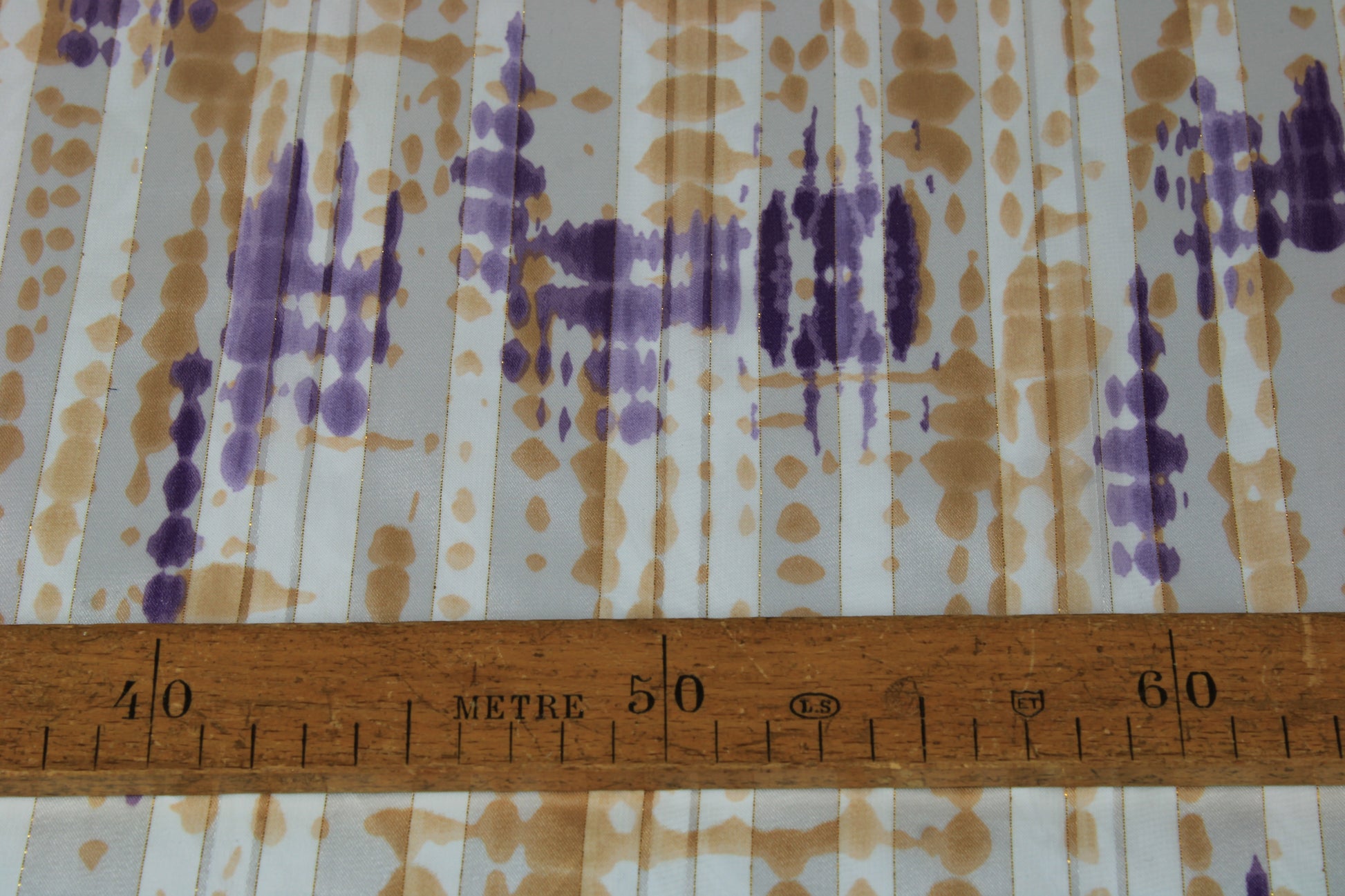 Tissu mousseline - imprimé tacheté- ton violet et mordoré - photo 5/5 | So Tissus