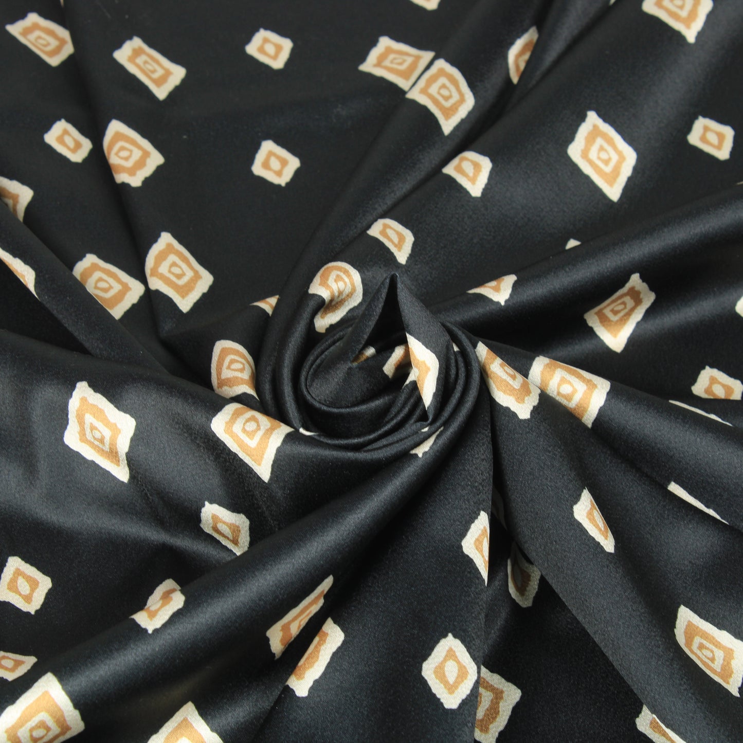 Tissu satin - imprimé abstrait - ton noir - photo 1/5 | So Tissus